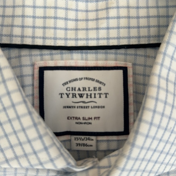 3 Charles Tyrwhitt Dress Shirts - Picture 4 of 7